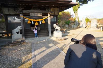 撮影の様子　長屋神社