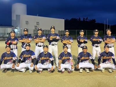 本宮市代表ソフトボールチームの集合写真
