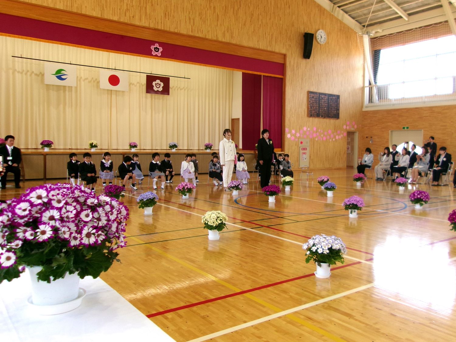 白岩小学校