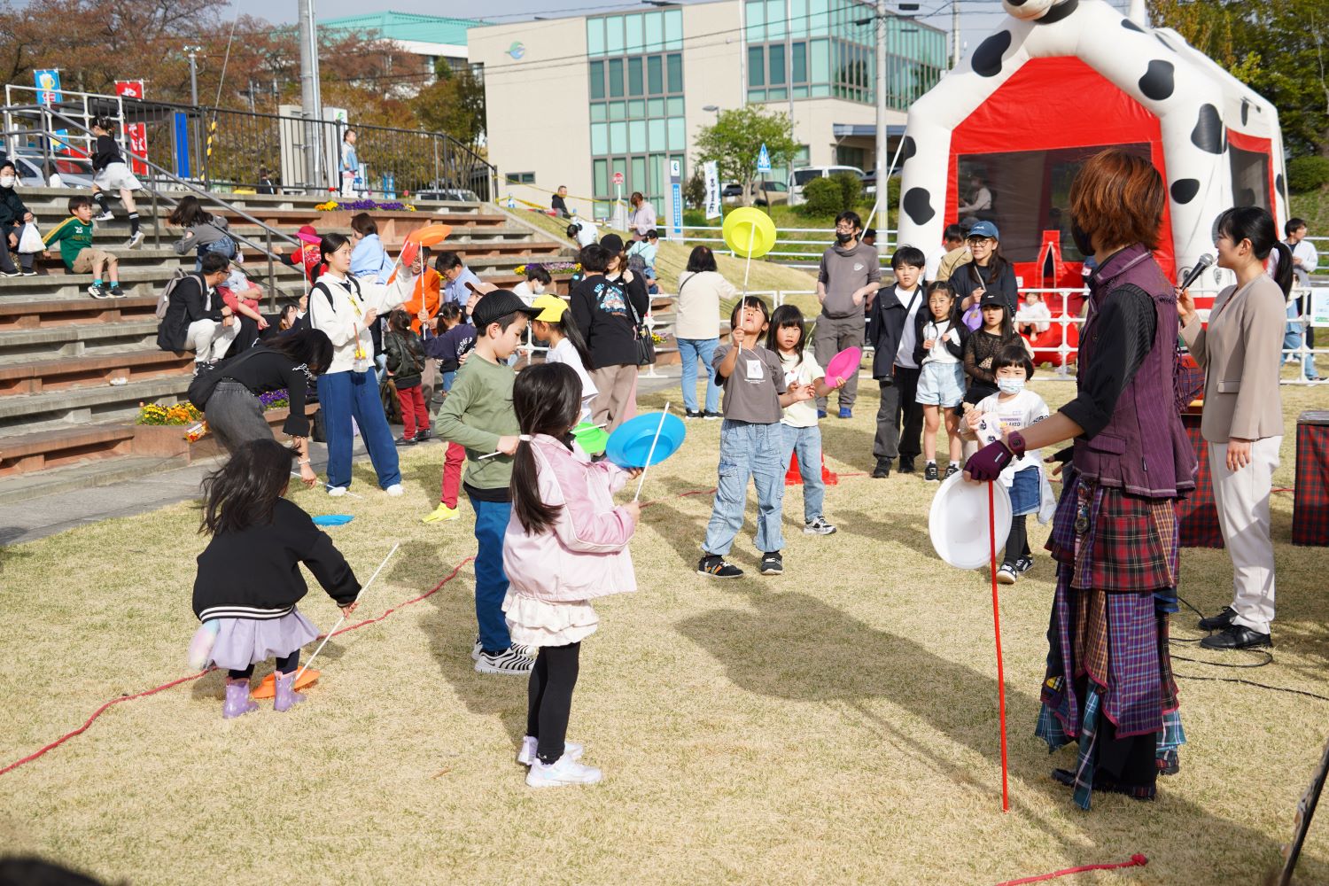 大道芸皿回し体験