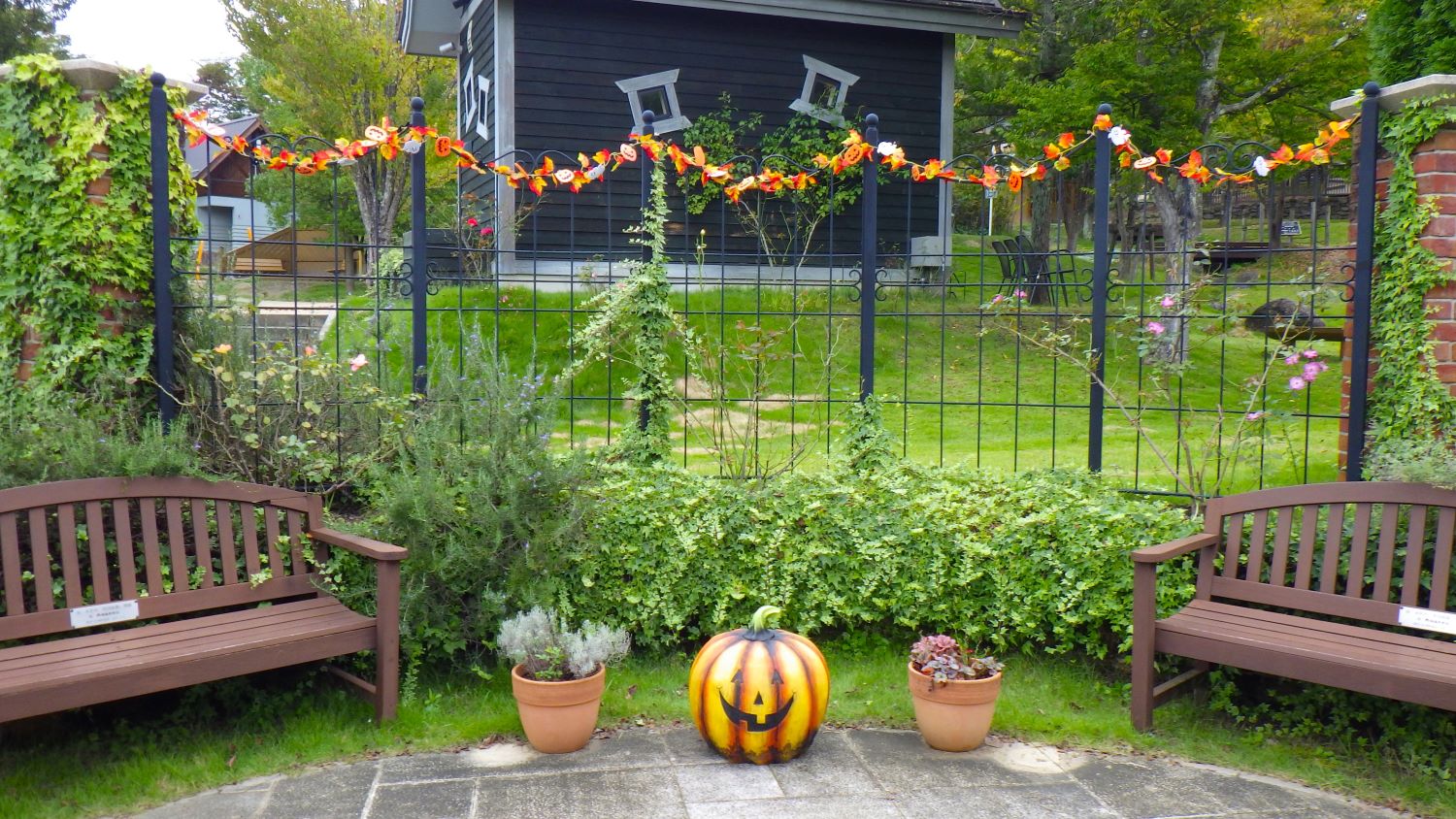ハロウィン飾り画像(ベンチ②)