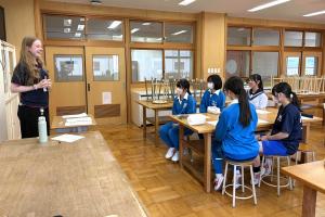 英会話レッスンの様子（本宮一中）