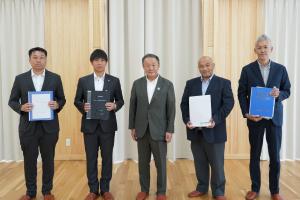完成引渡式の様子